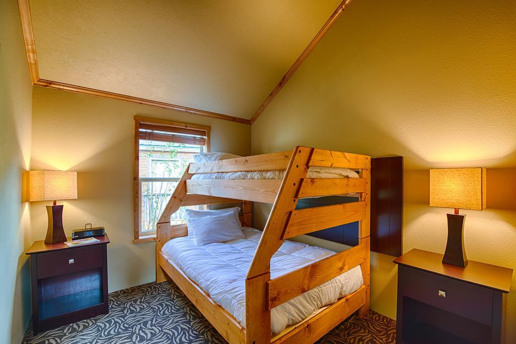 Explorer Cabins At Yellowstone West Yellowstone Ngoại thất bức ảnh